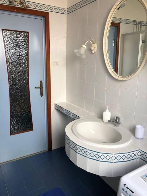 Casa Indipendente Zona Centrale La Maddalena  Eksteriør bilde