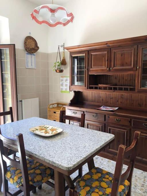 Casa Indipendente Zona Centrale La Maddalena  Eksteriør bilde